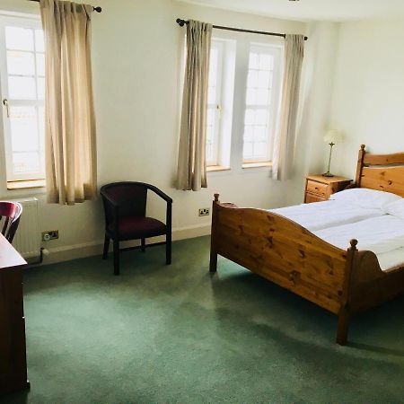 Thornhill Inn Εξωτερικό φωτογραφία