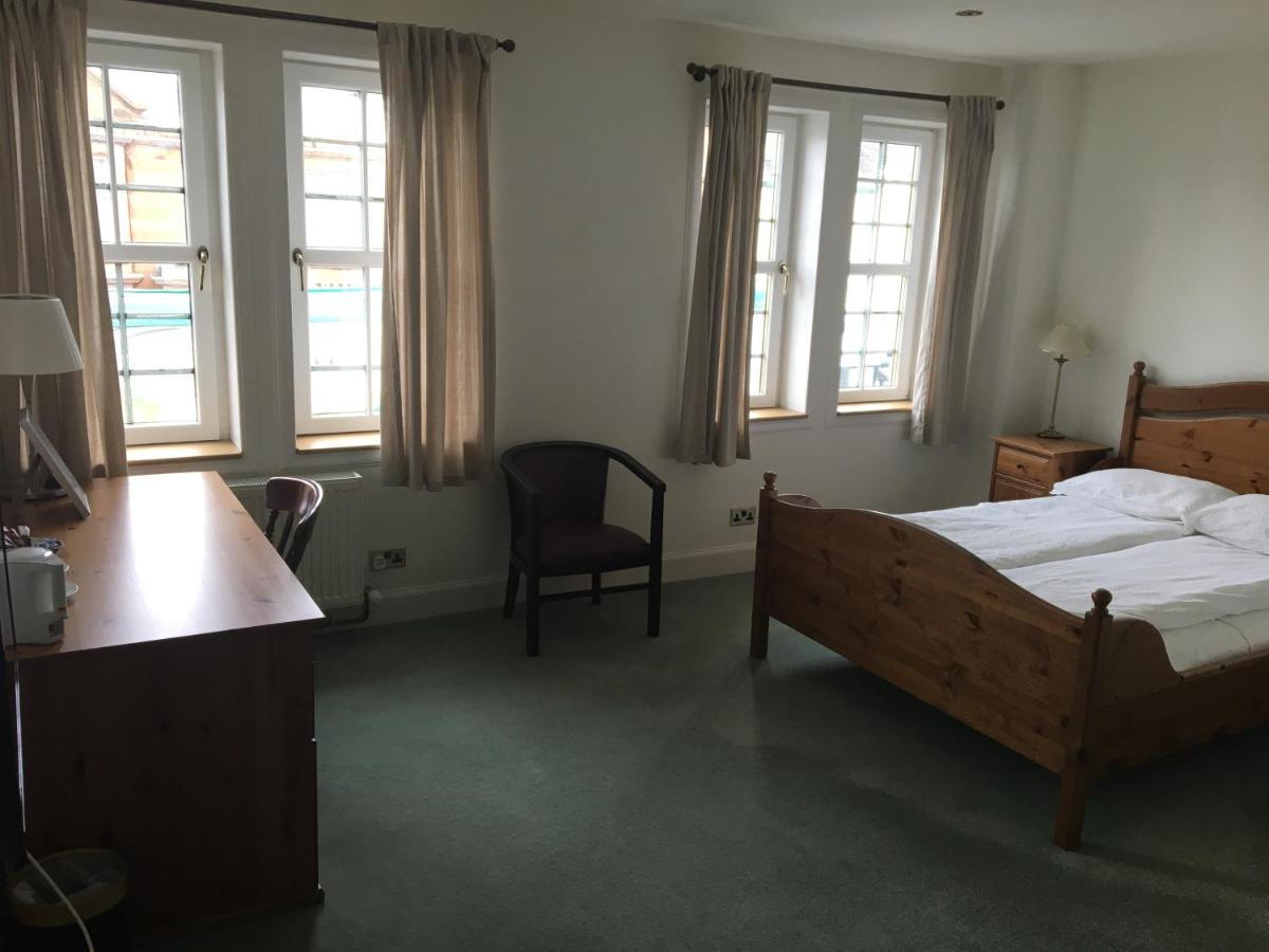 Thornhill Inn Εξωτερικό φωτογραφία
