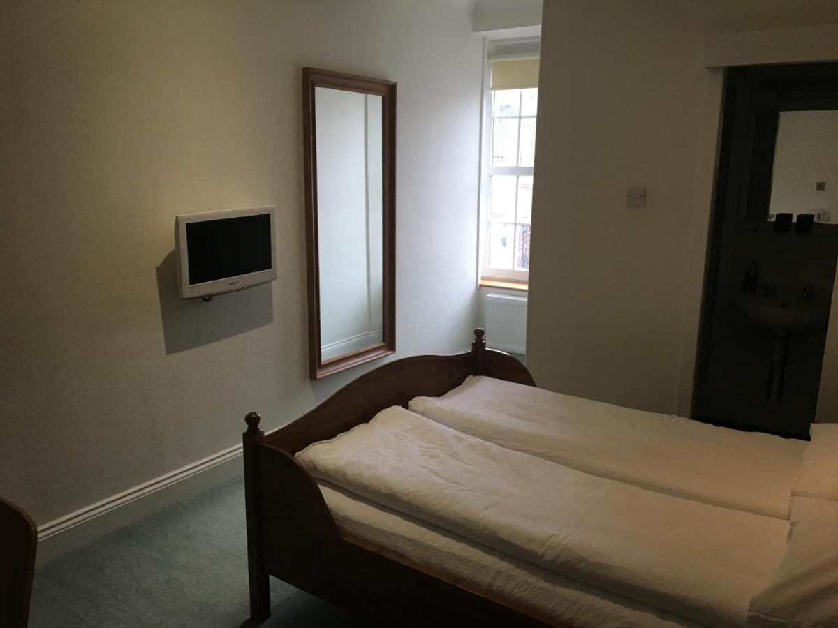 Thornhill Inn Εξωτερικό φωτογραφία